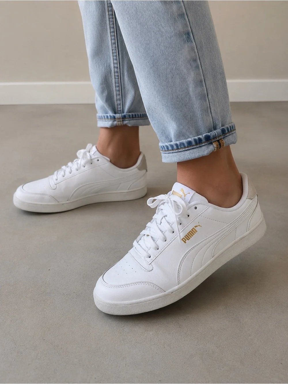 Puma | Shoes | Puma White Leather Sneakers Gold Logo Lace Up  display picture 1